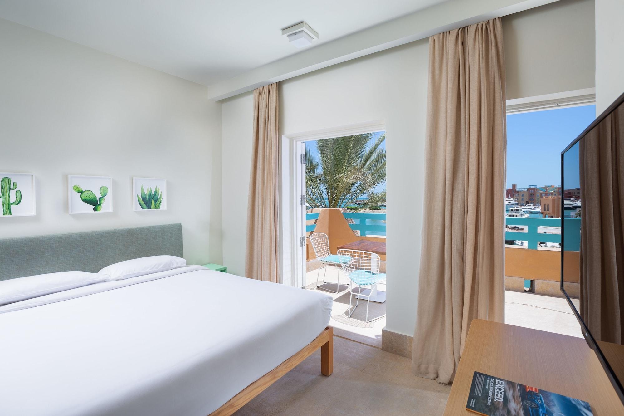 Captain'S Inn Hotel Gurdaka Kültér fotó