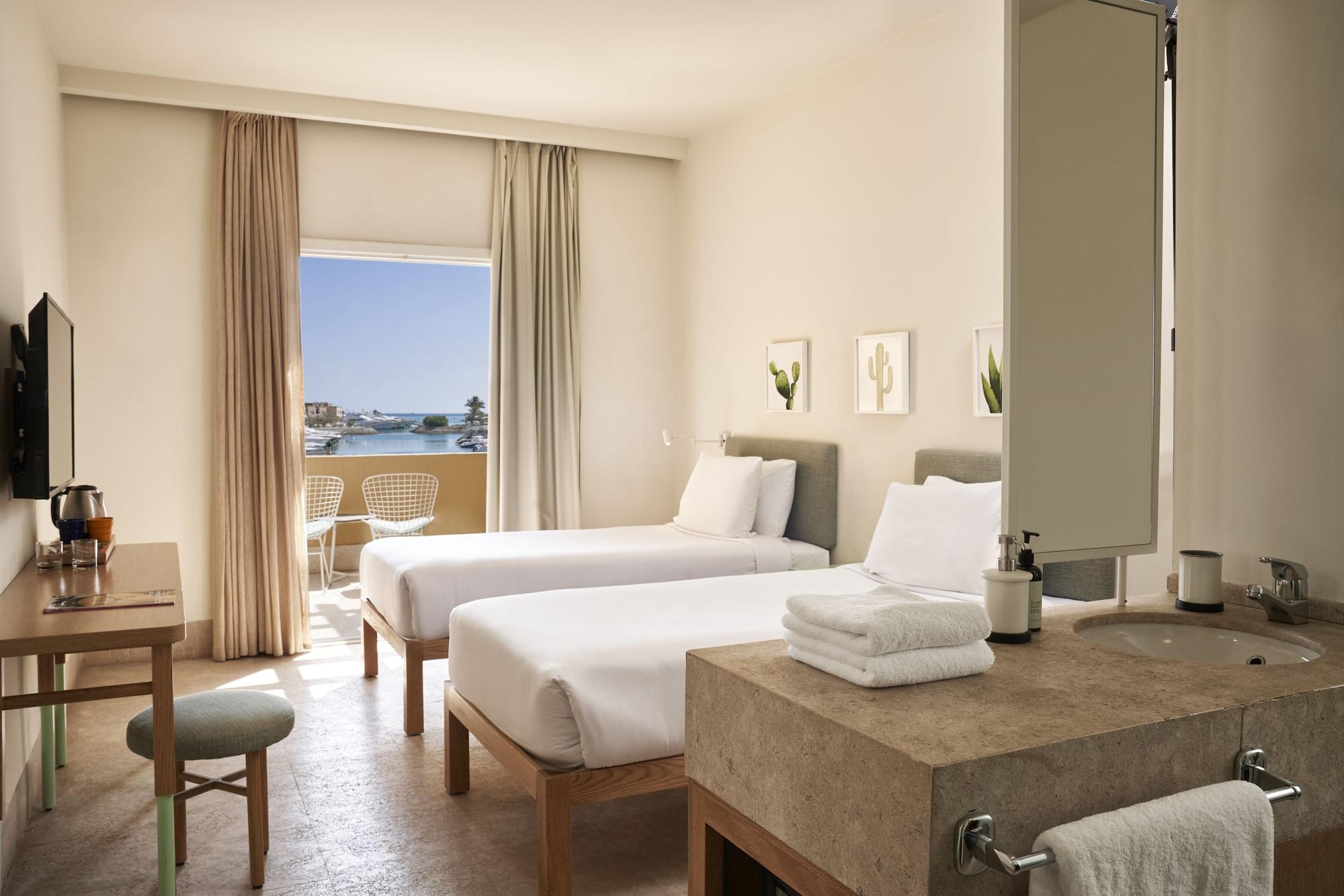 Captain'S Inn Hotel Gurdaka Kültér fotó