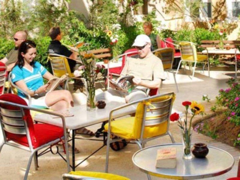 Captain'S Inn Hotel Gurdaka Kültér fotó